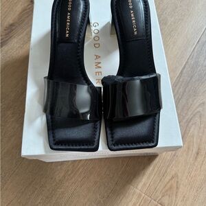 Good American Black Heeled Sandals